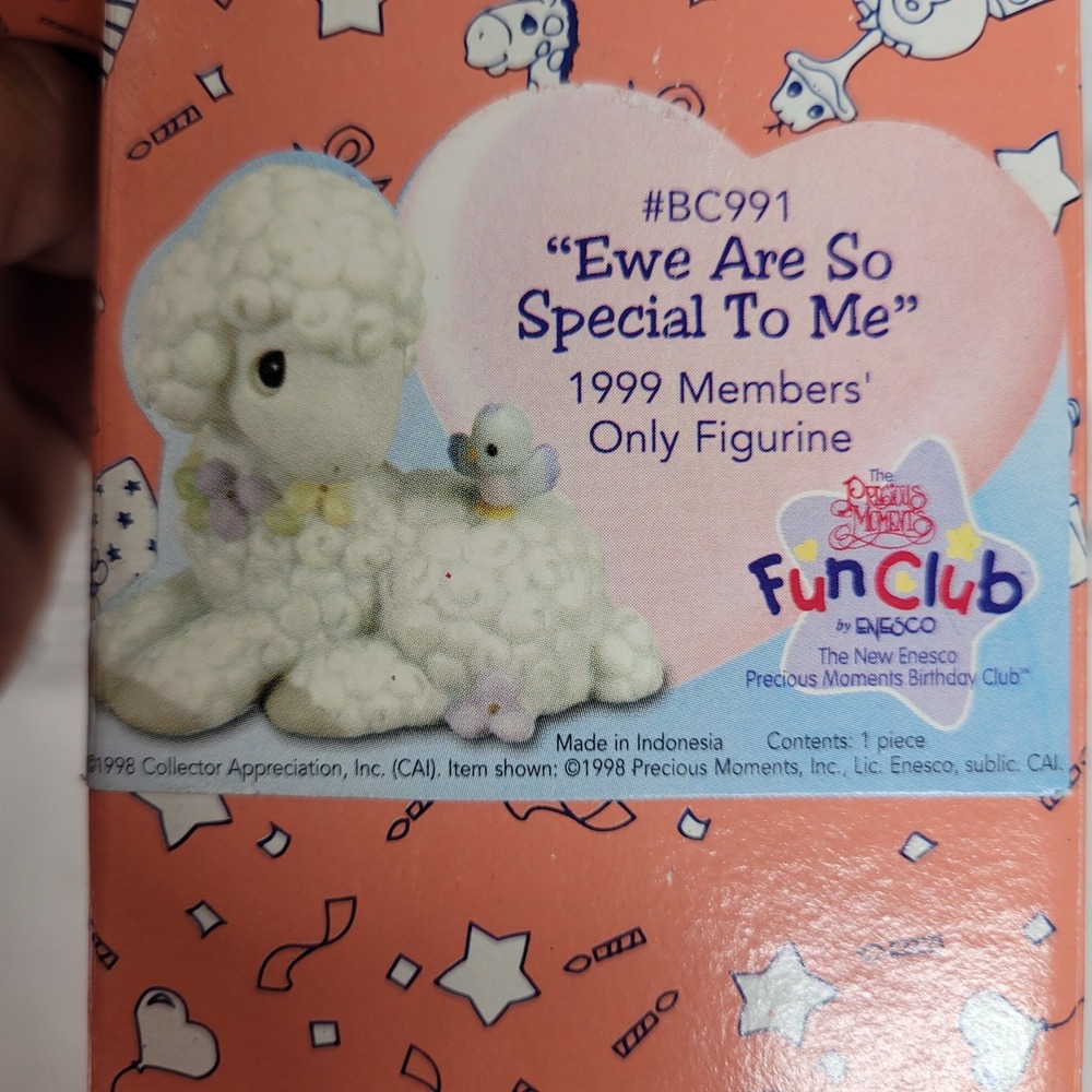 Precious Moments Ewe Are So Special To Me 1999 Members Only Figurine BC991